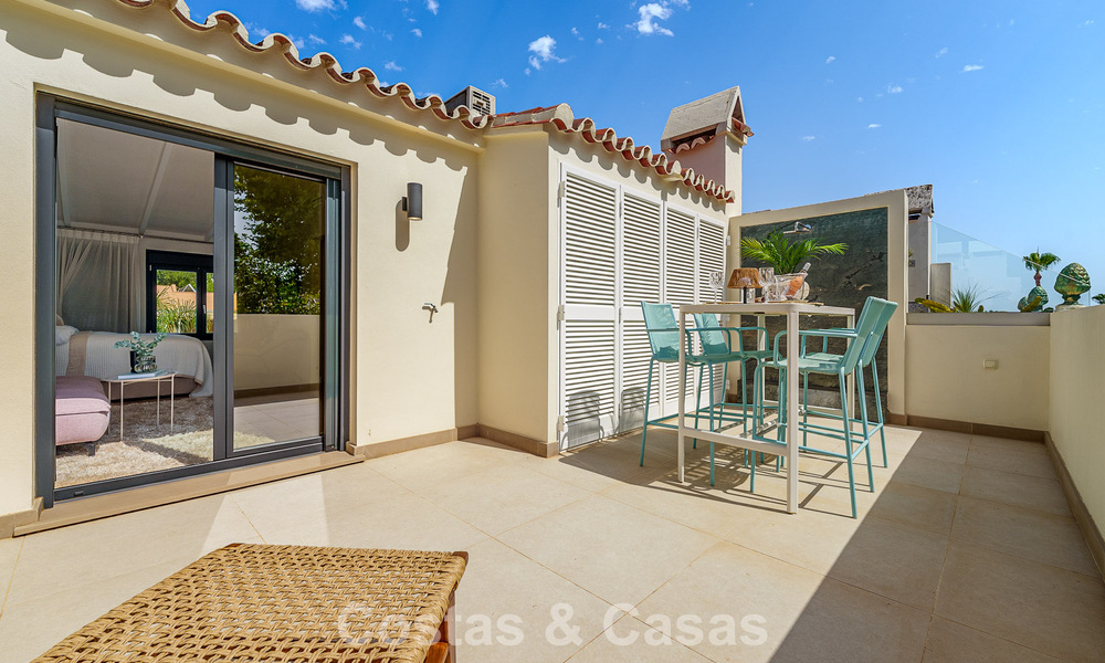 Luxueus gerenoveerd herenhuis in mediterrane bouwstijl te koop aan het strand op Marbella’s Golden Mile 782808