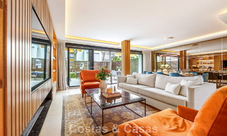 Luxueus gerenoveerd herenhuis in mediterrane bouwstijl te koop aan het strand op Marbella’s Golden Mile 782815 