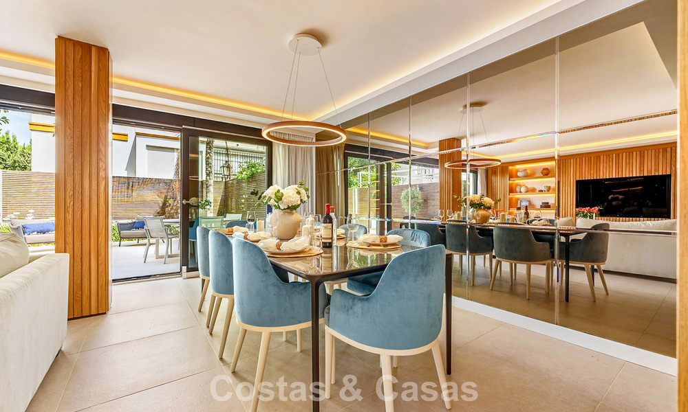 Luxueus gerenoveerd herenhuis in mediterrane bouwstijl te koop aan het strand op Marbella’s Golden Mile 782816