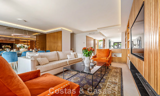 Luxueus gerenoveerd herenhuis in mediterrane bouwstijl te koop aan het strand op Marbella’s Golden Mile 782818 