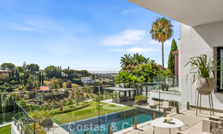 Eerstelijnsgolf villa met golf- en zeezicht te koop in het prestigieus 5* Golfresort in Marbella - Benahavis 783372 