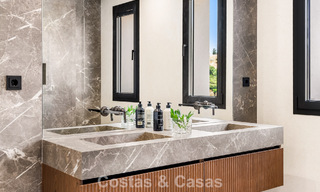 Eerstelijnsgolf villa met golf- en zeezicht te koop in het prestigieus 5* Golfresort in Marbella - Benahavis 783383 