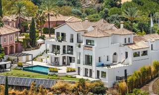 Eerstelijnsgolf villa met golf- en zeezicht te koop in het prestigieus 5* Golfresort in Marbella - Benahavis 783394 