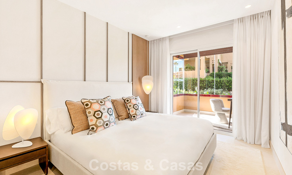 Hoogwaardig gemoderniseerd appartement eerstelijnsstrand met subliem zeezicht, privétuin en -zwembad, Marbella - Estepona 782643