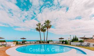 Instapklaar, ruime 3-slaapkamer rijwoning te koop met een eigentijds interieur en zeezicht in Marbella - Benahavis 782990 