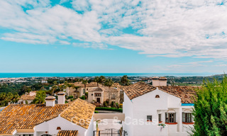 Instapklaar, ruime 3-slaapkamer rijwoning te koop met een eigentijds interieur en zeezicht in Marbella - Benahavis 782992 