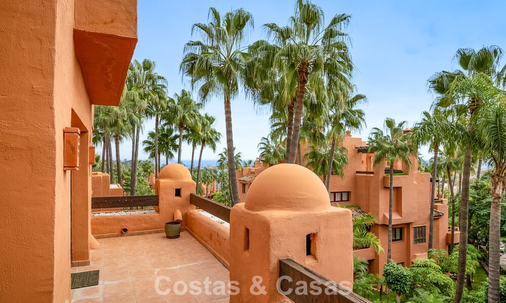 Uitzonderlijk duplex penthouse te koop, op loopafstand van Puerto Banus in Nueva Andalucia, Marbella 783037