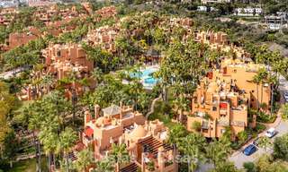 Uitzonderlijk duplex penthouse te koop, op loopafstand van Puerto Banus in Nueva Andalucia, Marbella 783052 