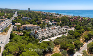 Gelijkvloers appartement met 2 slaapkamers te koop op een steenworp van het strand in Elviria, Marbella 783656 