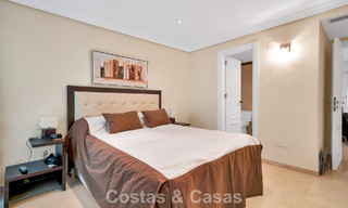 Begane grondappartement te koop in een eerstelijns strandcomplex op de New Golden Mile, Marbella - Estepona 783674 
