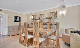 Begane grondappartement te koop in een eerstelijns strandcomplex op de New Golden Mile, Marbella - Estepona 783690 