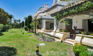 Begane grondappartement te koop in een eerstelijns strandcomplex op de New Golden Mile, Marbella - Estepona 783698 
