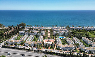 Begane grondappartement te koop in een eerstelijns strandcomplex op de New Golden Mile, Marbella - Estepona 783704 