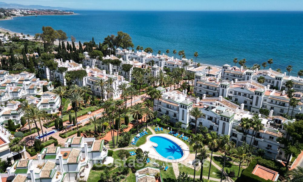 Begane grondappartement te koop in een eerstelijns strandcomplex op de New Golden Mile, Marbella - Estepona 783705