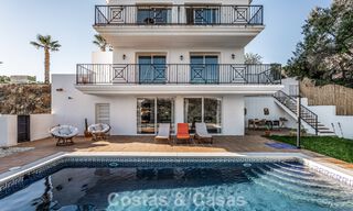 Ruime familievilla met privézwembad en panoramisch uitzicht gelegen in de heuvels van Estepona 783721 