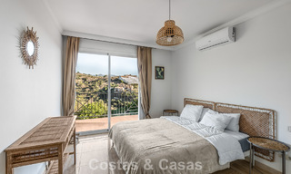 Ruime familievilla met privézwembad en panoramisch uitzicht gelegen in de heuvels van Estepona 783727 