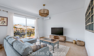 Ruime familievilla met privézwembad en panoramisch uitzicht gelegen in de heuvels van Estepona 783728 