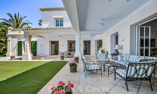 Klassieke, mediterrane luxevilla te koop op een steenworp van het strand in Los Monteros, ten oosten van Marbella centrum 783759 