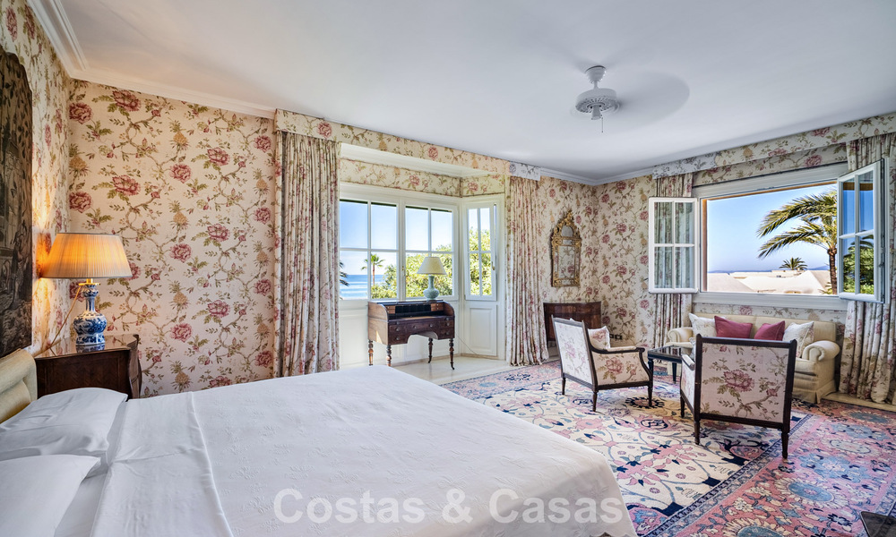 Klassieke, mediterrane luxevilla te koop op een steenworp van het strand in Los Monteros, ten oosten van Marbella centrum 783770