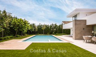 Stijlvolle moderne villa met 5 slaapkamers te koop op de New Golden Mile tussen Marbella en Estepona 783773 