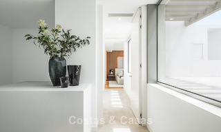 Stijlvolle moderne villa met 5 slaapkamers te koop op de New Golden Mile tussen Marbella en Estepona 783782 