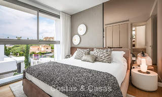 Stijlvolle moderne villa met 5 slaapkamers te koop op de New Golden Mile tussen Marbella en Estepona 783783 
