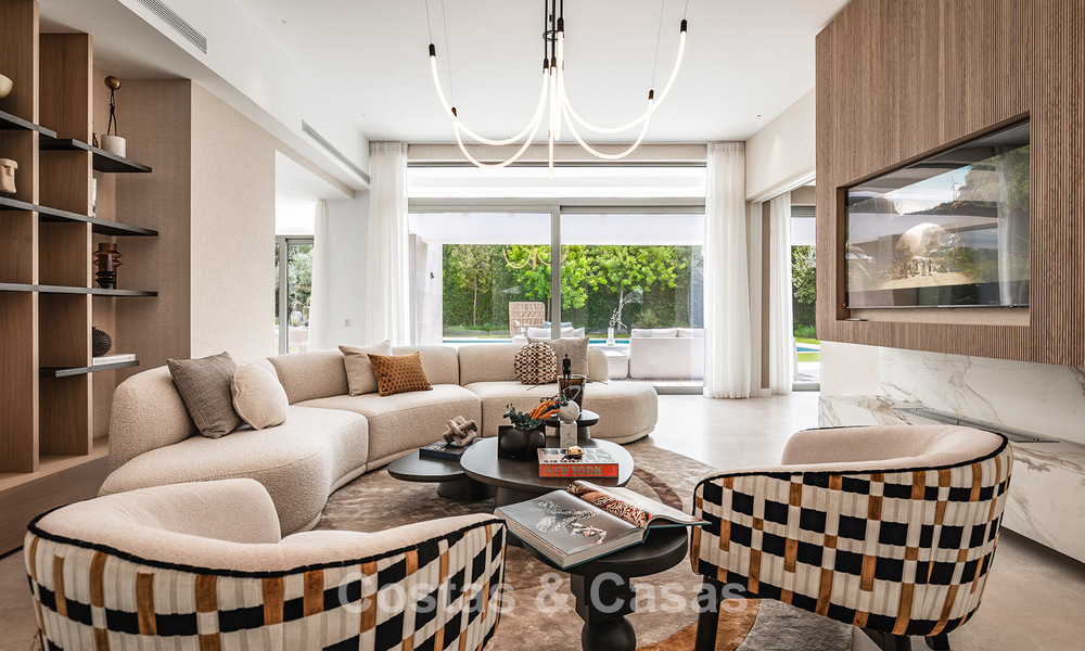 Stijlvolle moderne villa met 5 slaapkamers te koop op de New Golden Mile tussen Marbella en Estepona 783785