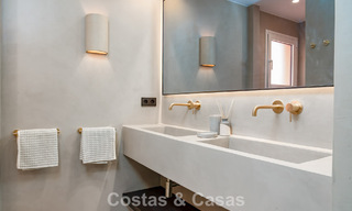 Modern gerenoveerd appartement met prachtig zeezicht te koop op een steenworp van het strand op Marbella’s Golden Mile 783822 