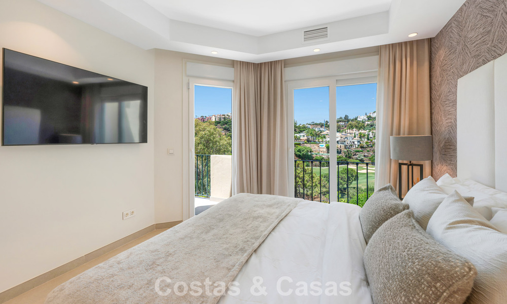 Prachtig gerenoveerd herenhuis te koop een gated community in La Quinta, Marbella - Benahavis 783847