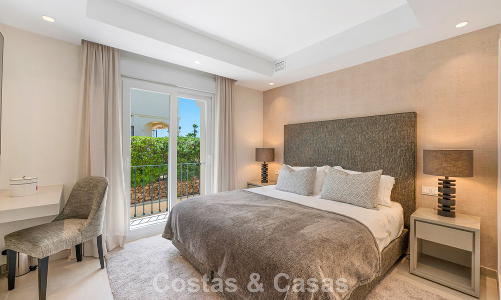 Prachtig gerenoveerd herenhuis te koop een gated community in La Quinta, Marbella - Benahavis 783849