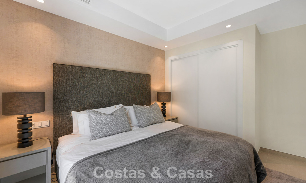 Prachtig gerenoveerd herenhuis te koop een gated community in La Quinta, Marbella - Benahavis 783850