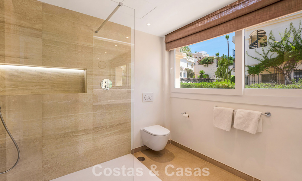 Prachtig gerenoveerd herenhuis te koop een gated community in La Quinta, Marbella - Benahavis 783851