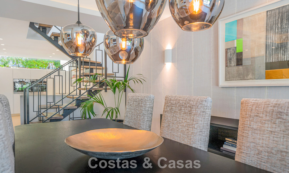 Prachtig gerenoveerd herenhuis te koop een gated community in La Quinta, Marbella - Benahavis 783858