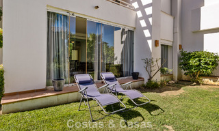 Instapklaar, 2-slaapkamer tuinappartement te koop in een exclusief complex nabij een grote blauwe lagune aan de Costa del Sol 783974 