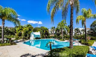 Instapklaar, 2-slaapkamer tuinappartement te koop in een exclusief complex nabij een grote blauwe lagune aan de Costa del Sol 783977 