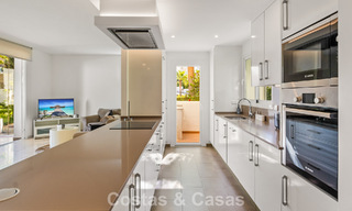 Instapklaar, 2-slaapkamer tuinappartement te koop in een exclusief complex nabij een grote blauwe lagune aan de Costa del Sol 783993 