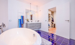Instapklare, gelijkvloerse luxevilla te koop eerstelijns golf in een toonaangevend resort in Mijas, Costa del Sol 783932 