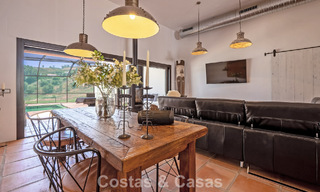 Instapklare, gelijkvloerse luxevilla te koop eerstelijns golf in een toonaangevend resort in Mijas, Costa del Sol 783944 