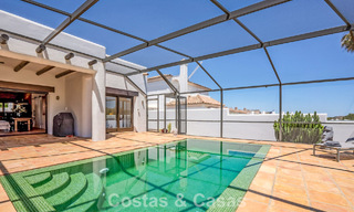 Instapklare, gelijkvloerse luxevilla te koop eerstelijns golf in een toonaangevend resort in Mijas, Costa del Sol 783957 
