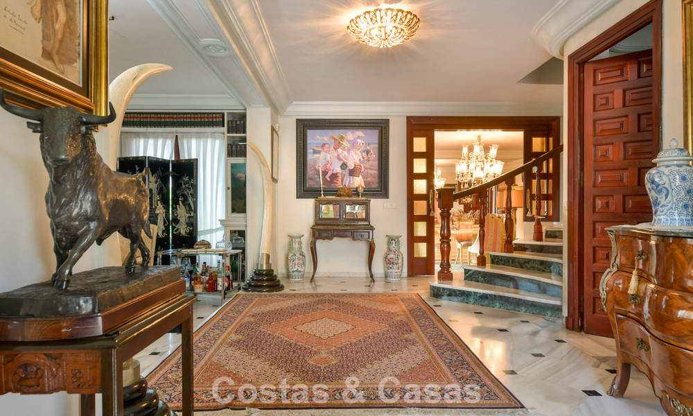 Klassieke villa in Mediterrane bouwstijl te koop op loopafstand van het centrum van Marbella 784005