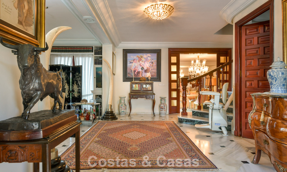 Klassieke villa in Mediterrane bouwstijl te koop op loopafstand van het centrum van Marbella 784006