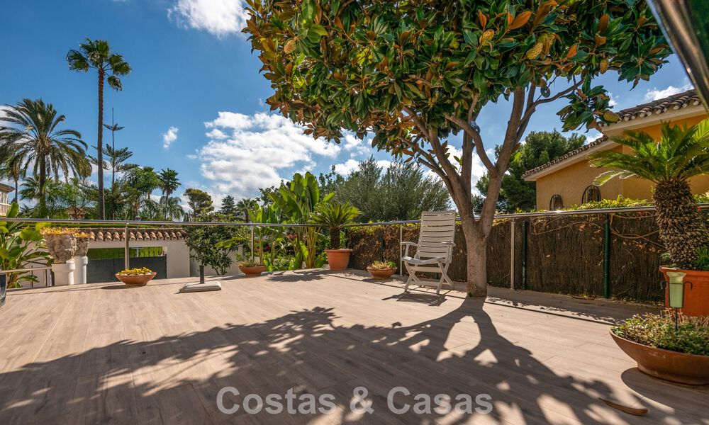 Klassieke villa in Mediterrane bouwstijl te koop op loopafstand van het centrum van Marbella 784013