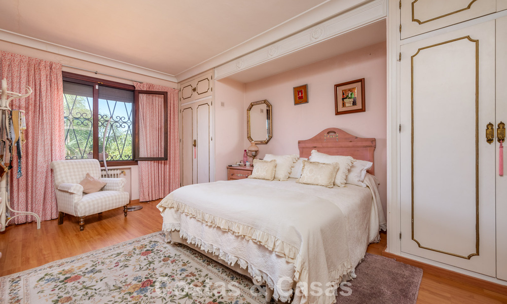 Klassieke villa in Mediterrane bouwstijl te koop op loopafstand van het centrum van Marbella 784019