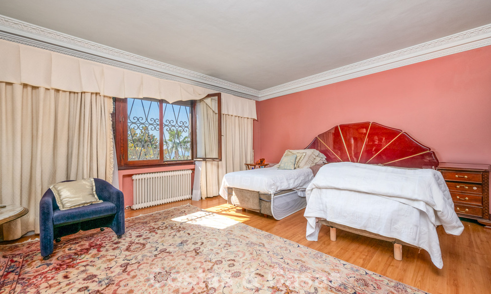 Klassieke villa in Mediterrane bouwstijl te koop op loopafstand van het centrum van Marbella 784023