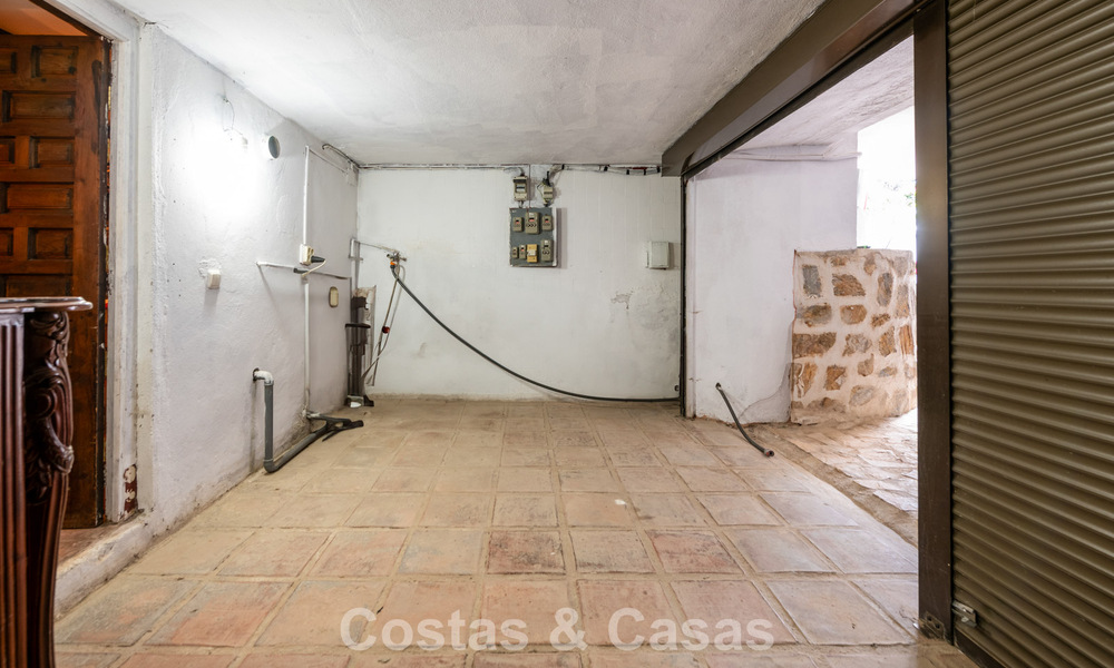 Klassieke villa in Mediterrane bouwstijl te koop op loopafstand van het centrum van Marbella 784035