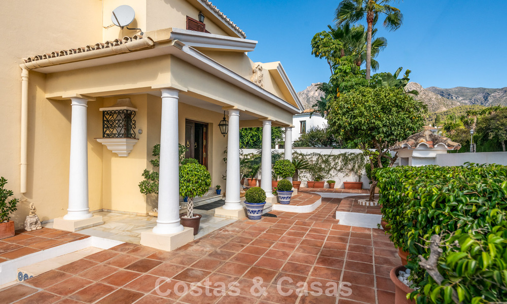 Klassieke villa in Mediterrane bouwstijl te koop op loopafstand van het centrum van Marbella 784039