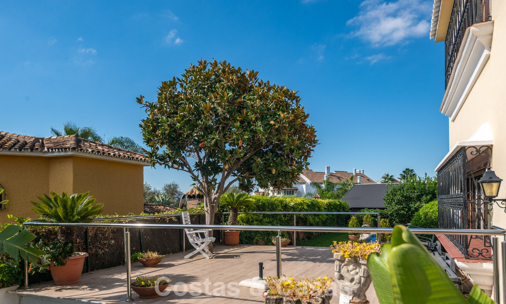 Klassieke villa in Mediterrane bouwstijl te koop op loopafstand van het centrum van Marbella 784042