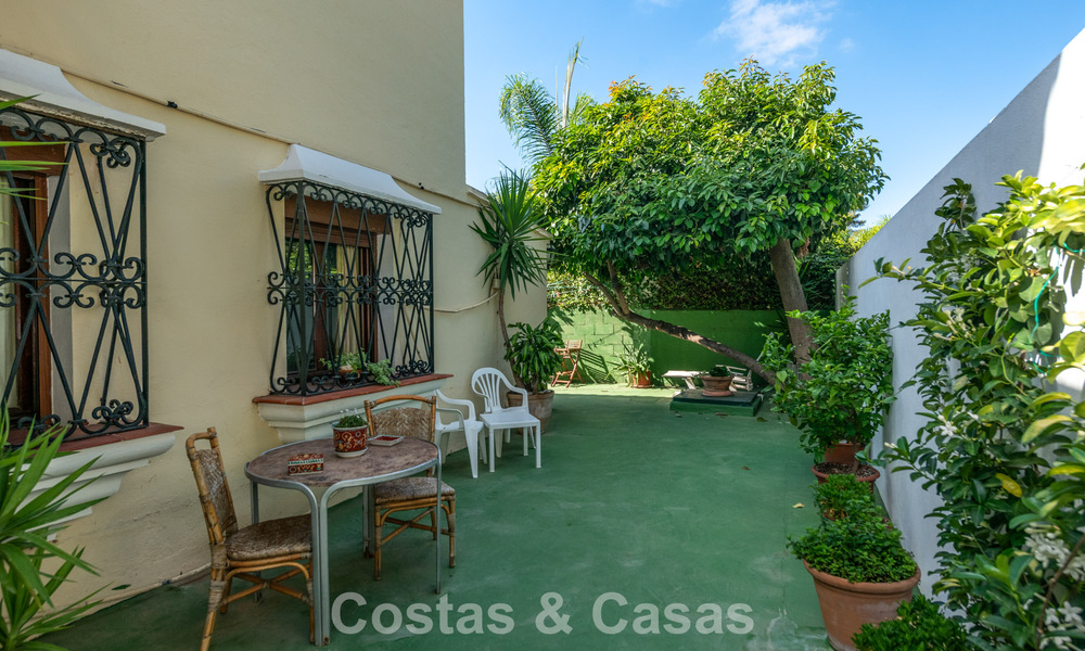 Klassieke villa in Mediterrane bouwstijl te koop op loopafstand van het centrum van Marbella 784044