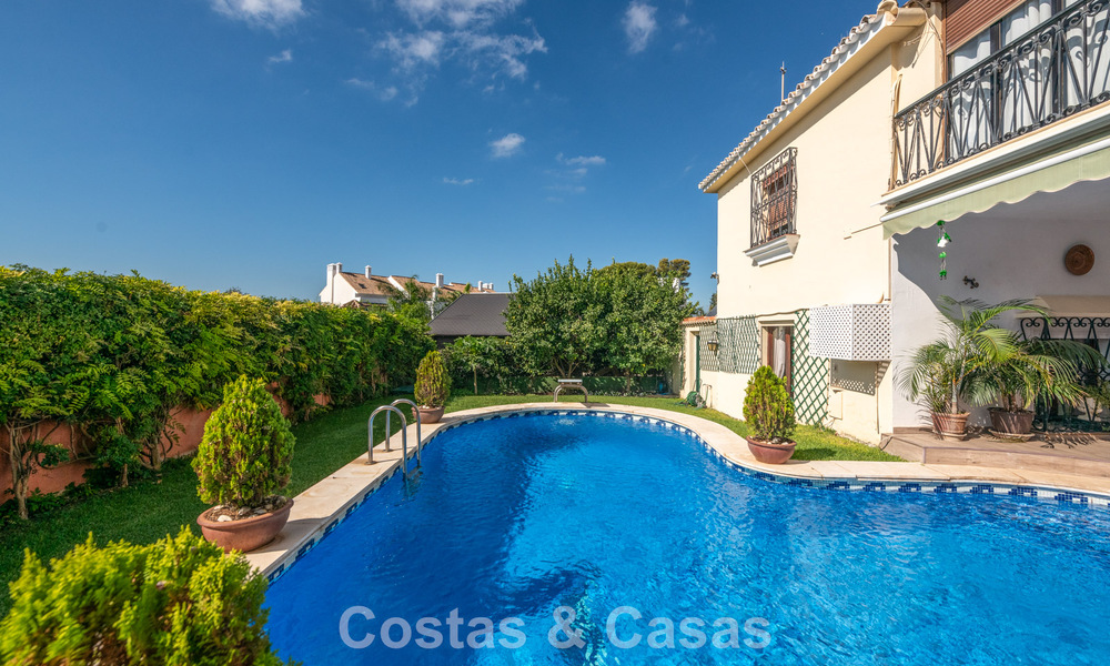 Klassieke villa in Mediterrane bouwstijl te koop op loopafstand van het centrum van Marbella 784049