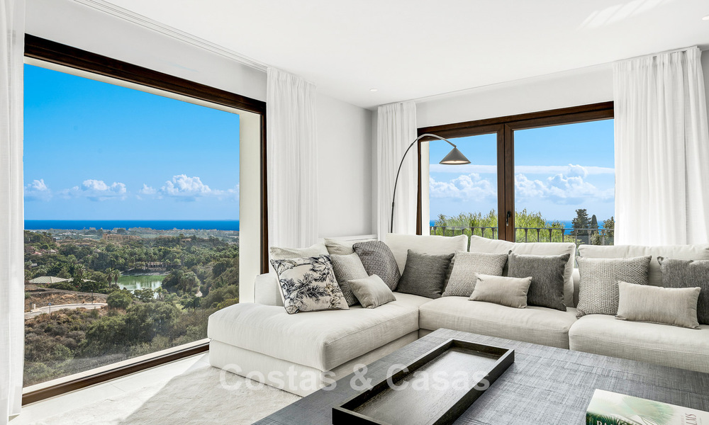 Luxueuze villa met Spaanse bouwstijl en berg- en zeezicht te koop op de New Golden Mile tussen Marbella en Estepona 784060